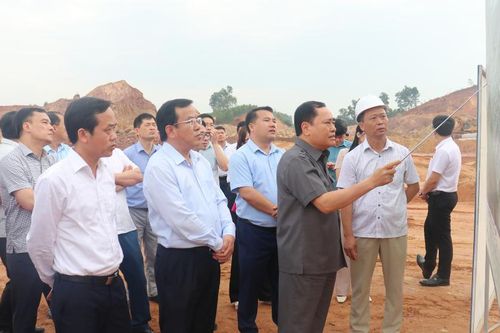 Lãnh đạo UBND tỉnh kiểm tra tình hình triển khai kế hoạch phát triển kinh tế - xã hội tại huyện Hữu Lũng