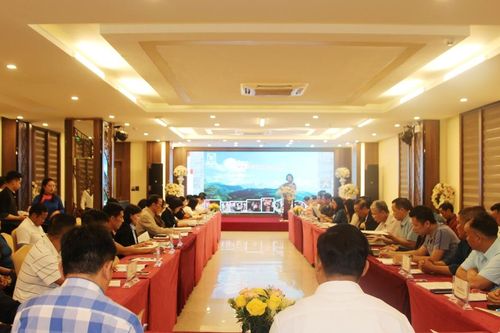 Hội thảo khoa học 'Giải pháp bảo tồn và khai thác chợ tình Sa Pa thành sản phẩm du lịch'