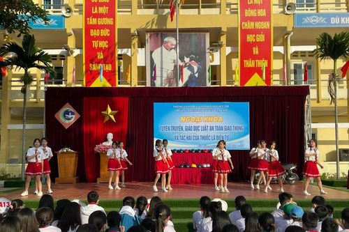 Ngăn ngừa tình trạng sử dụng thuốc lá điện tử trong học sinh