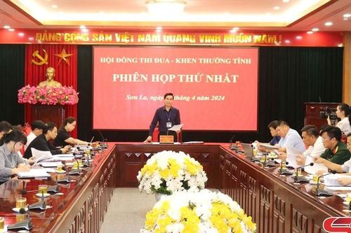 Phiên họp thứ nhất, Hội đồng Thi đua – Khen thưởng tỉnh