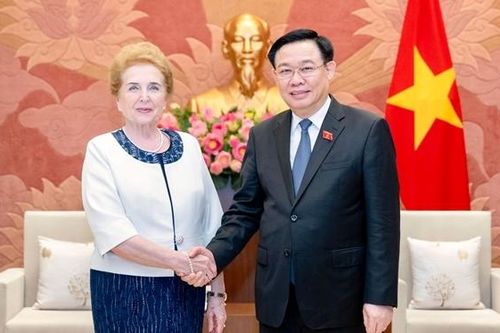 Chủ tịch Quốc hội Vương Đình Huệ tiếp Phó Chủ tịch thứ Nhất Quốc hội Hungary Márta Mátrai