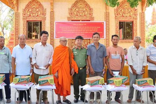 Chuyện về những người góp sức xây dựng phum sóc ở Bạc Liêu