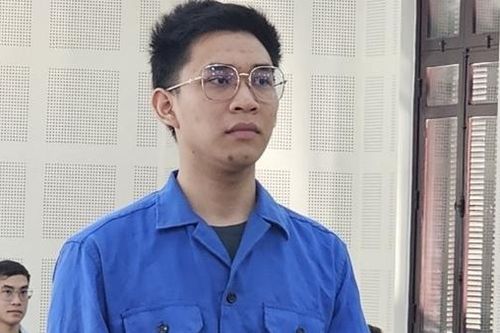 Nam sinh viên Thái Lan lĩnh án tù vì buôn lậu Iphone vào Việt Nam