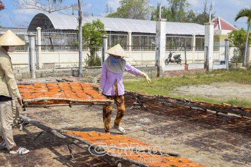 Thị trấn biển không còn nhộn nhịp