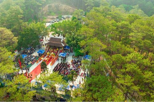 Linh thiêng Quốc tổ trên cao nguyên đại ngàn