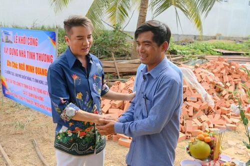 Đàm Vĩnh Hưng trích doanh thu từ các sô diễn xây nhà cho cha nữ phạm nhân