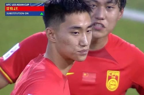 U23 Trung Quốc thua 10 người của Nhật Bản