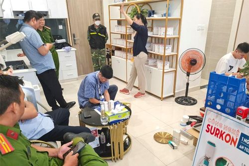 Phòng khám cắt bao quy đầu 'chui' trong căn hộ cao cấp ở TP.HCM