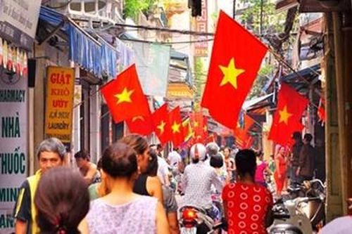 Đi làm dịp lễ 30-4 và 1-5, lương thưởng được tính thế nào?