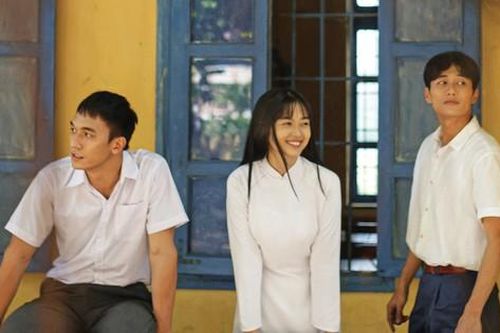 Phim Việt về tình yêu 'thanh xuân vườn trường' tung first-look, 'gây sốt' hơn cả 'Thanh xuân 18×2: Lữ trình hướng về em'