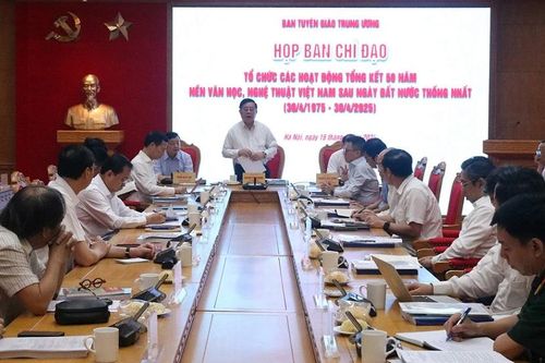 Đánh giá toàn diện 50 năm nền văn học nghệ thuật Việt Nam
