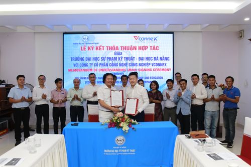Trường ĐH Sư phạm Kỹ thuật Đà Nẵng nhận gói thiết bị thực hành Internet vạn vật