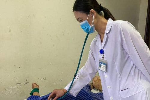 Gần 100 người ở Lạng Sơn bị rối loạn tâm thần do lạm dụng rượu