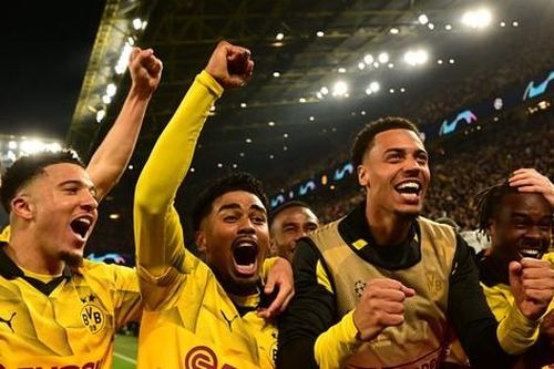 Thắng ngược đầy cảm xúc, Dortmund vào bán kết Champions League sau 11 năm