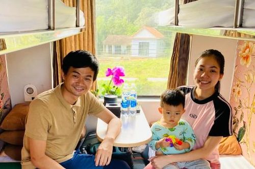 Ông bố Đà Nẵng đưa cả nhà du lịch sang chảnh bằng tàu 5 sao, chi phí rẻ bất ngờ