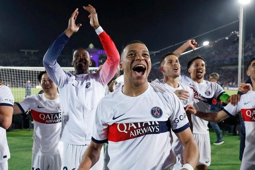 Luis Enrique làm ngoại lệ cho PSG, tuyên bố khiến Xavi… tức thêm