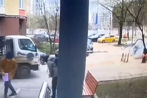 Video Nga bắt nghi phạm vụ nổ xe cựu sĩ quan Ukraine ở Moscow