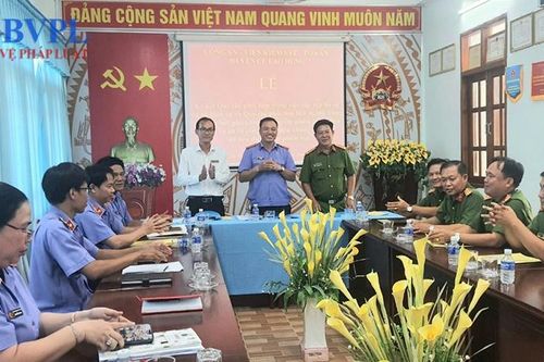 VKSND huyện Cù Lao Dung ký kết Quy chế phối hợp