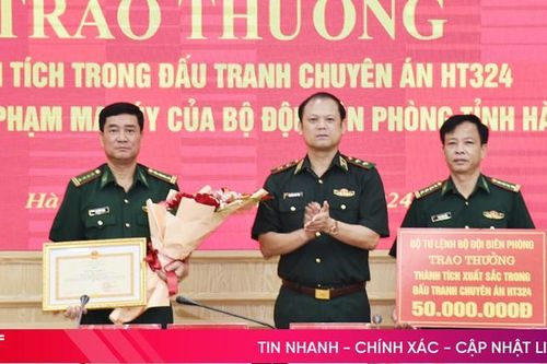 Trao thưởng thành tích phá chuyên án ma túy lớn cho BĐBP Hà Tĩnh
