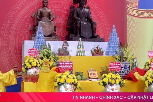 Thành kính Lễ tế Đức Thủy Tổ và các Vua Hùng ở Hà Tĩnh