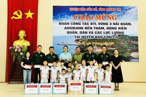 Agribank đồng hành cùng quân dân huyện đảo Cồn Cỏ vươn khơi, bám biển