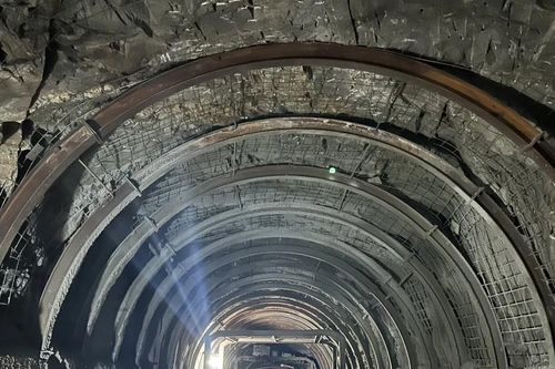 Bộ GTVT lập tổ công tác hiện trường xử lý sụt lở hầm đường sắt Bãi Gió