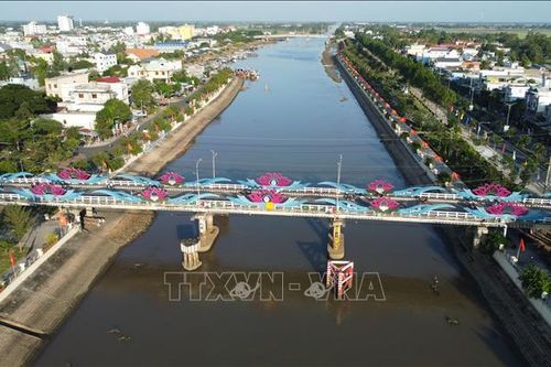 Sớm giải phóng mặt bằng để thi công 3 cây cầu tại Đồng Tháp