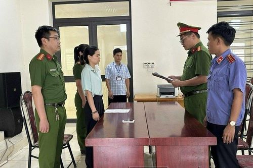 Bắt tạm giam kế toán Ban Quản lý dự án đầu tư xây dựng huyện Ba Bể