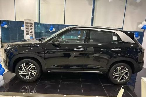 Dân tình ùn ùn đặt mua SUV 'đàn anh' Hyundai Grand i10 giá chỉ 312 triệu đồng, rẻ hơn cả Kia Morning