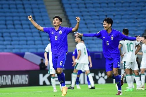 U23 Thái Lan thắng dễ Iraq: Xứng danh 'anh cả' ĐNÁ!