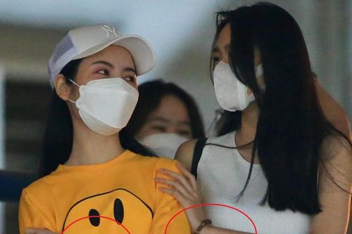 Chu Thanh Huyền từng đeo vòng đôi với Doãn Hải My trước khi khẳng định tình bạn chỉ ở mức 'vừa đủ'