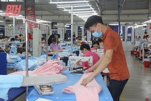 'Xanh hóa' sản xuất để phát triển bền vững