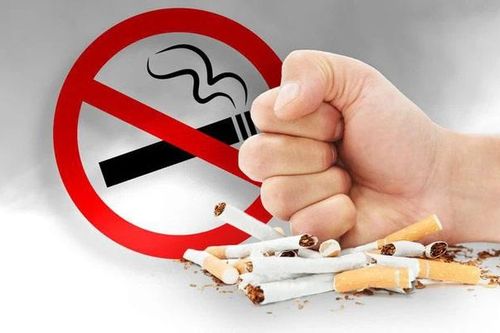 Hạ viện Anh thông qua dự luật cấm trẻ dưới 15 tuổi hút thuốc lá