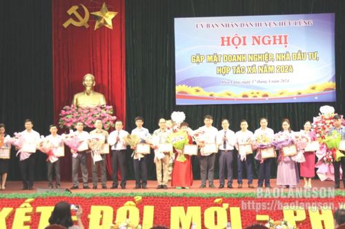 Lãnh đạo huyện Hữu Lũng gặp mặt doanh nghiệp, nhà đầu tư, hợp tác xã