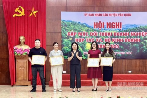 UBND huyện Văn Quan gặp mặt đối thoại doanh nghiệp, hợp tác xã, hộ kinh doanh năm 2024