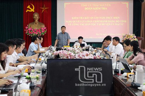 Tiếp tục tăng cường sự lãnh đạo của Đảng với công tác dân tộc