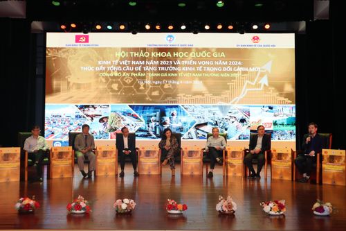 Chính sách tài khóa và thúc đẩy đầu tư tư nhân là động lực tăng trưởng kinh tế quan trọng