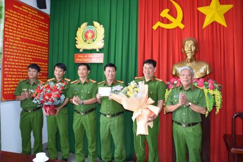 Công an tỉnh Bà Rịa-Vũng Tàu khen thưởng đột xuất Phòng Cảnh sát hình sự