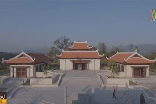 Gắn biển công trình đạt Giải Đặc biệt quy hoạch đô thị