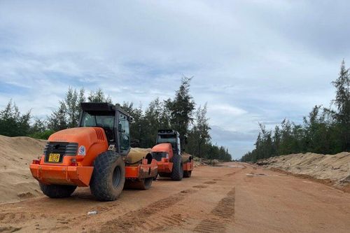 Làm đường 3,8 tỷ, 'lòi' nghiệm thu khống hơn 1 tỷ đồng