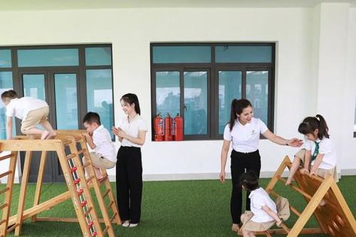 Minh bạch dịch vụ giáo dục: Gỡ vướng khó, chống lạm thu