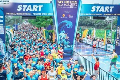 Thanh niên gục ngã, ngừng tim khi tham gia giải chạy Tây Hồ đã không qua khỏi
