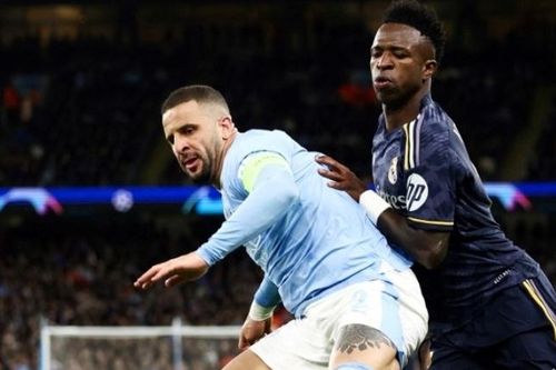 Kyle Walker khiến người hâm mộ ngỡ ngàng