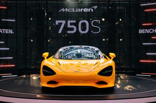 Siêu xe McLaren 750S giá từ 20 tỷ đồng tại Việt Nam