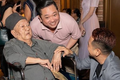 Cò 'Đất phương Nam' thăm 'bác Ba Phi' Mạc Can