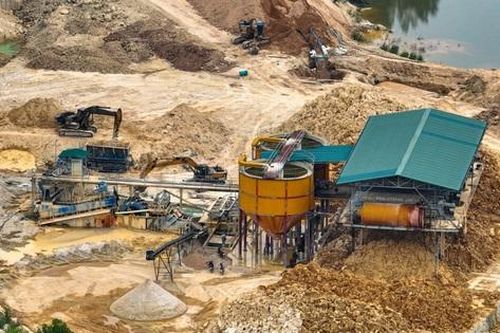 Tước giấy phép doanh nghiệp vi phạm khai thác khoáng sản