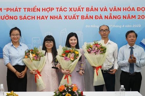 3 tác phẩm nhận tặng thưởng Sách hay Nhà xuất bản Đà Nẵng