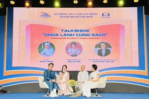 Sách là một trong những phương pháp hỗ trợ tốt cho chữa lành