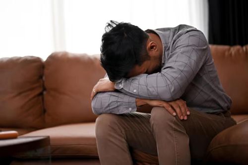 Những lý do bất ngờ khiến đàn ông khóc