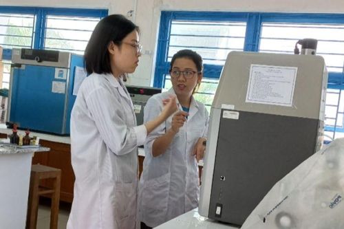 Nữ giảng viên được Pháp công nhận đạt chuẩn giáo sư